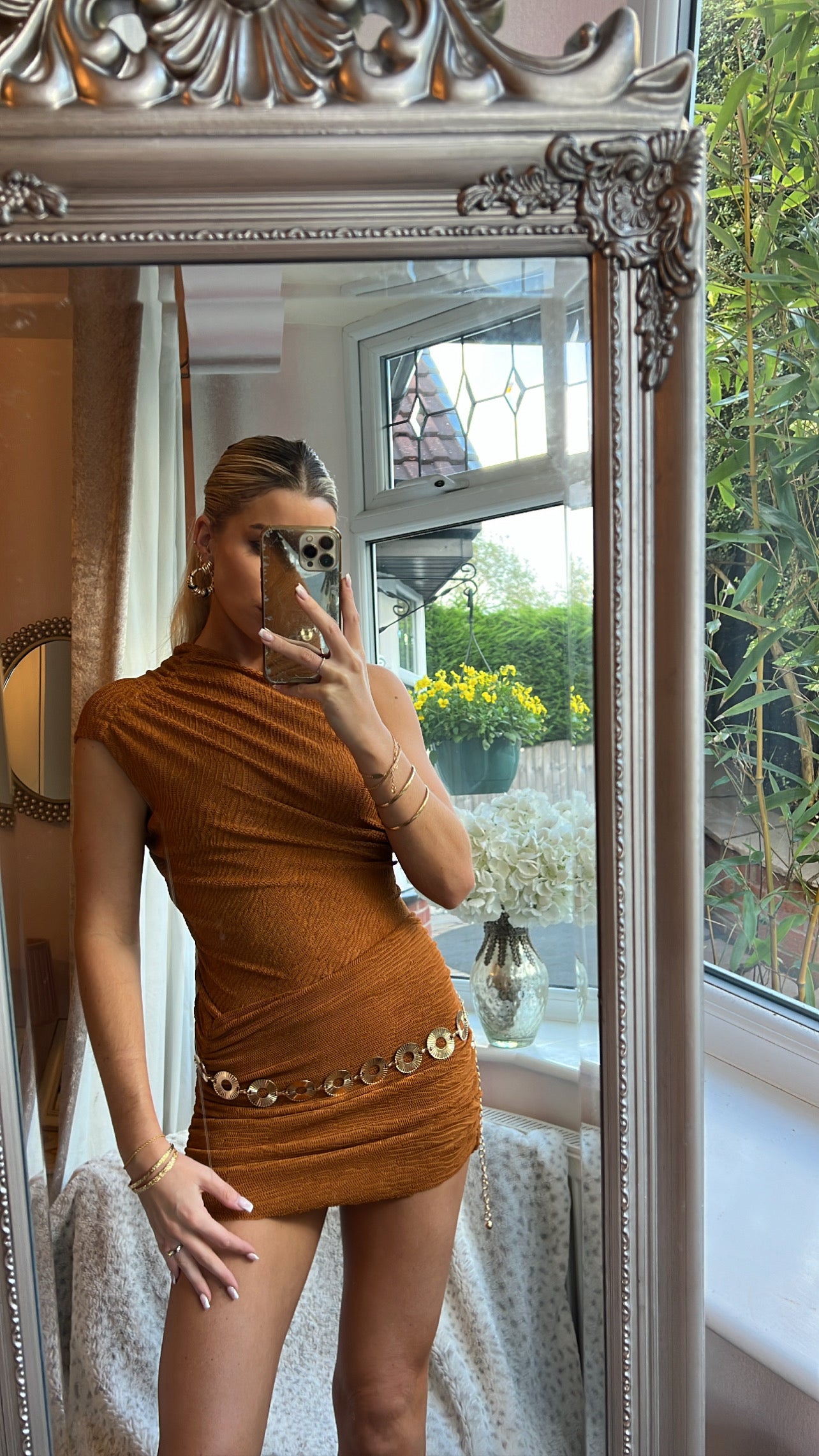 Muse dress in Textured crinkle - Caramel