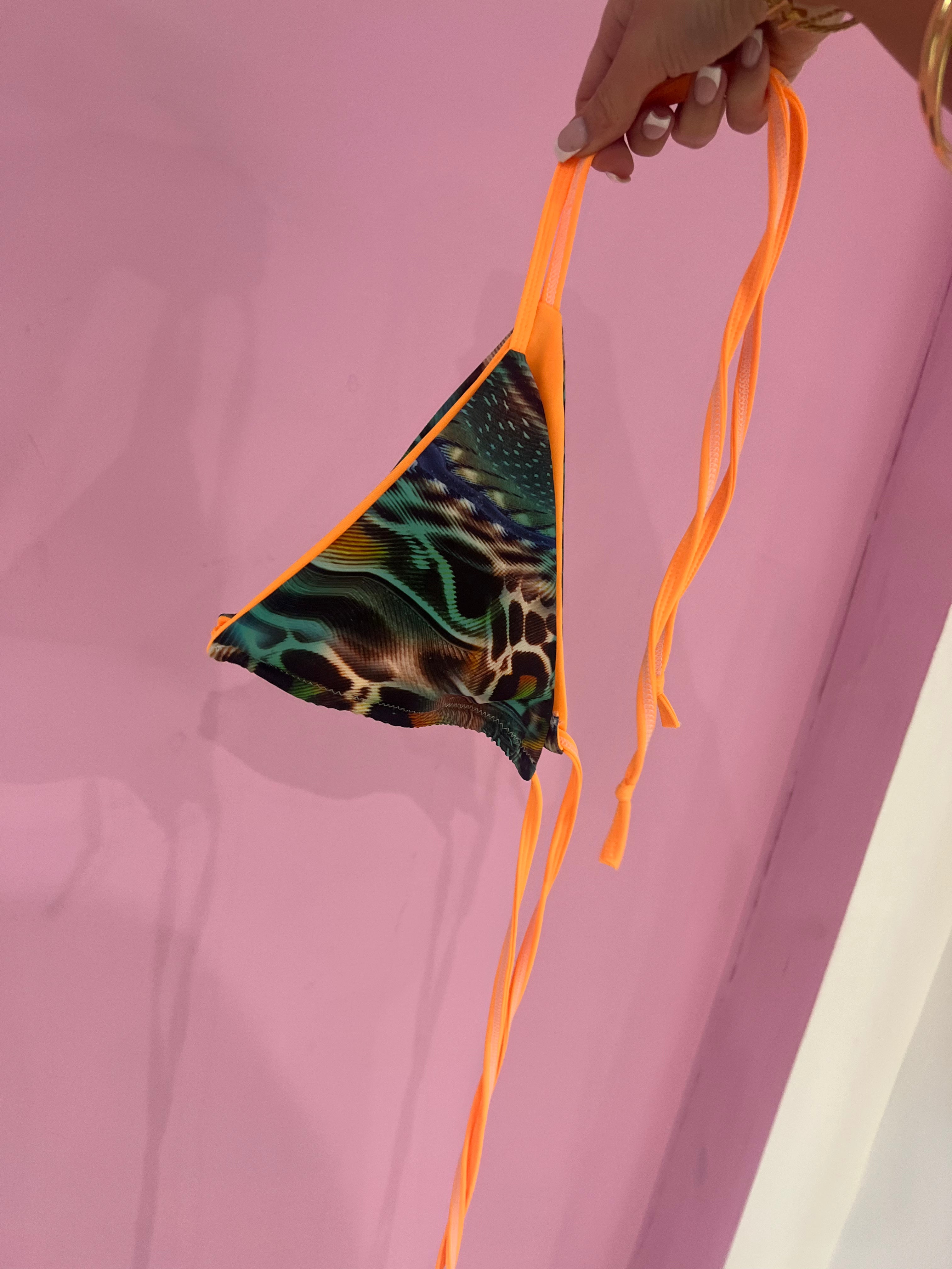 Featherskin size 12 triangle top